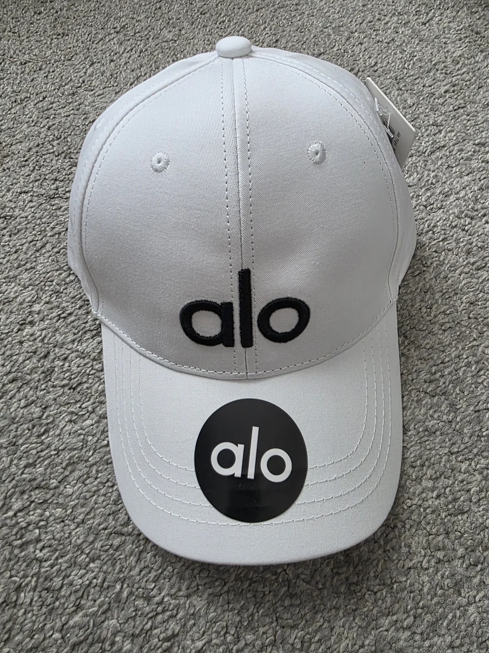 ALO Yoga White Hat with Black Logo